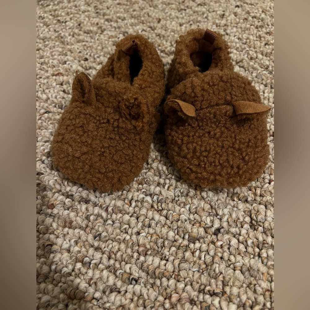 Old Navy Slippers